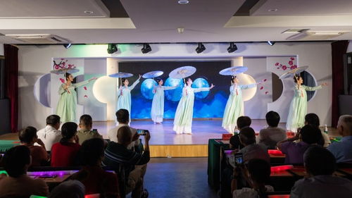 喜迎國慶,青鋒賦美,浙江演藝集團文藝走進桃源新邨文化禮堂